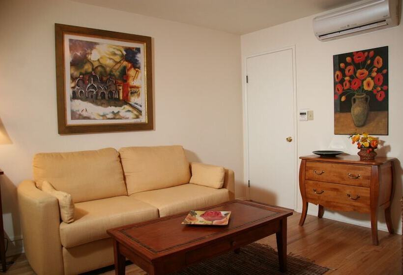 צימר Ojai Retreat & Inn