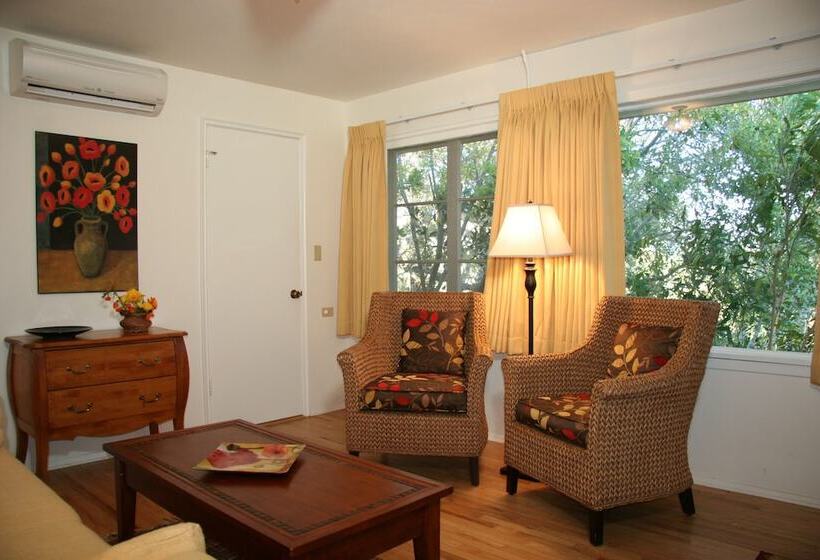 צימר Ojai Retreat & Inn