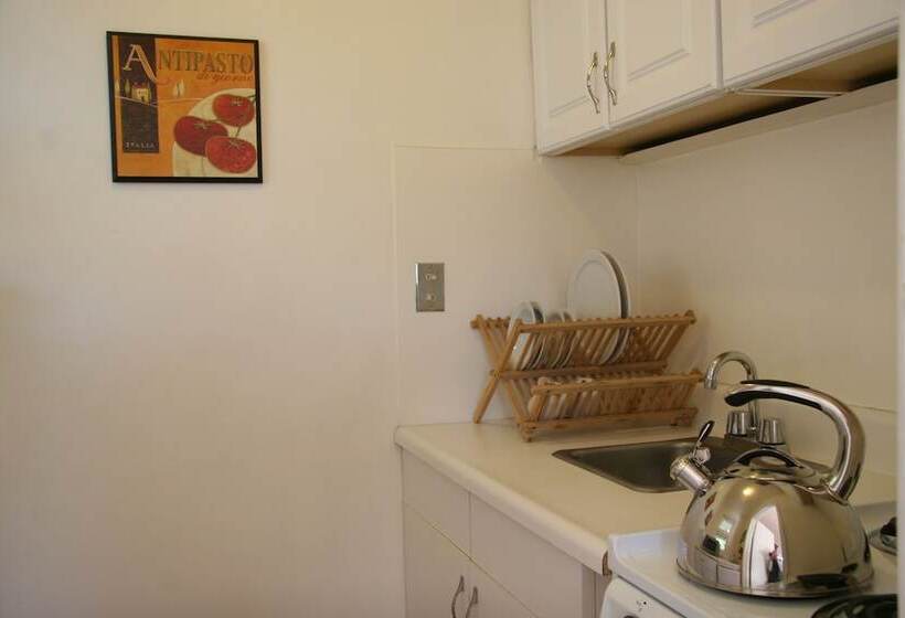 צימר Ojai Retreat & Inn