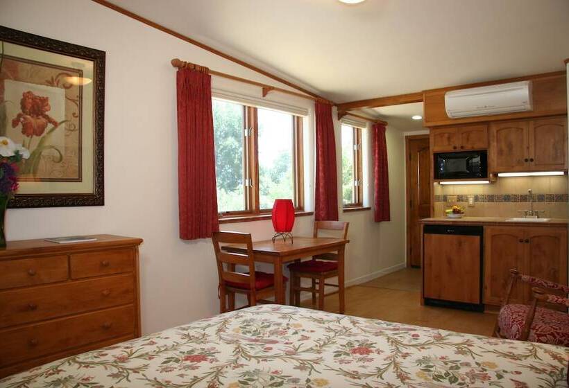 צימר Ojai Retreat & Inn