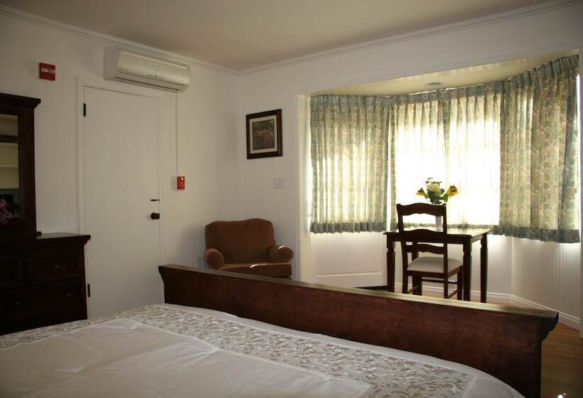 צימר Ojai Retreat & Inn