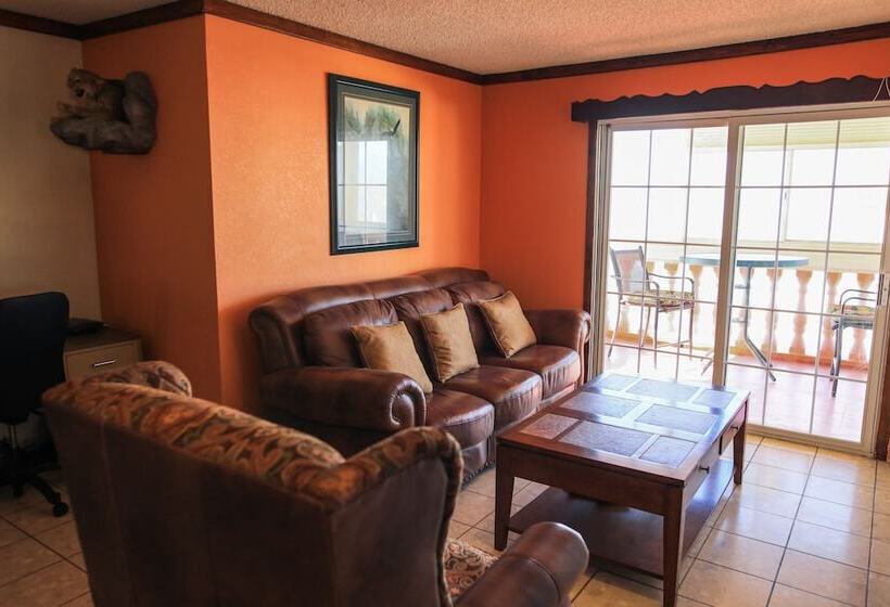 住宿加早餐  Playa Hermosa Inn At The Beach