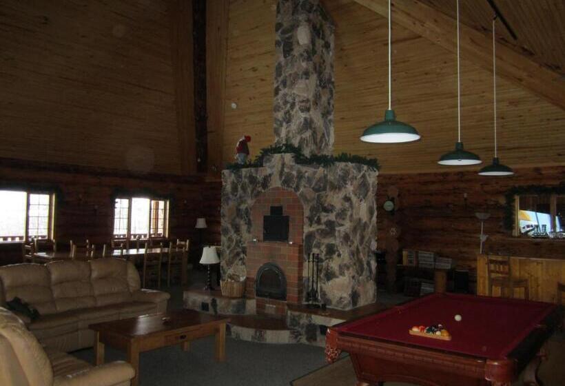 צימר Smithers Driftwood Lodge