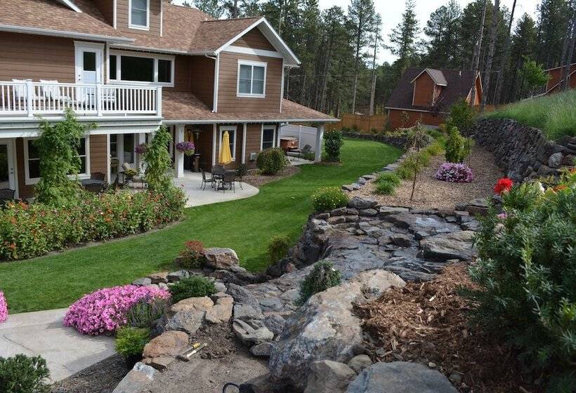 צימר Summer Creek Inn