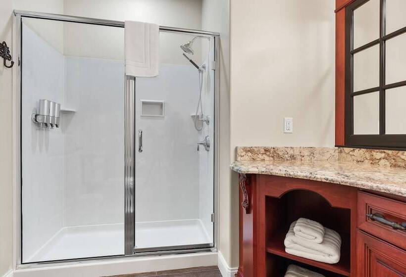 צימר Summer Creek Inn