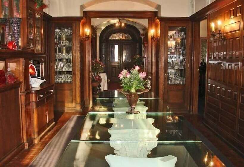 تختخواب و صبحانه The Inn At Centre Park