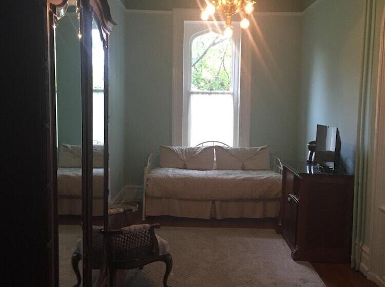 مبيت وإفطار The Inn At Centre Park