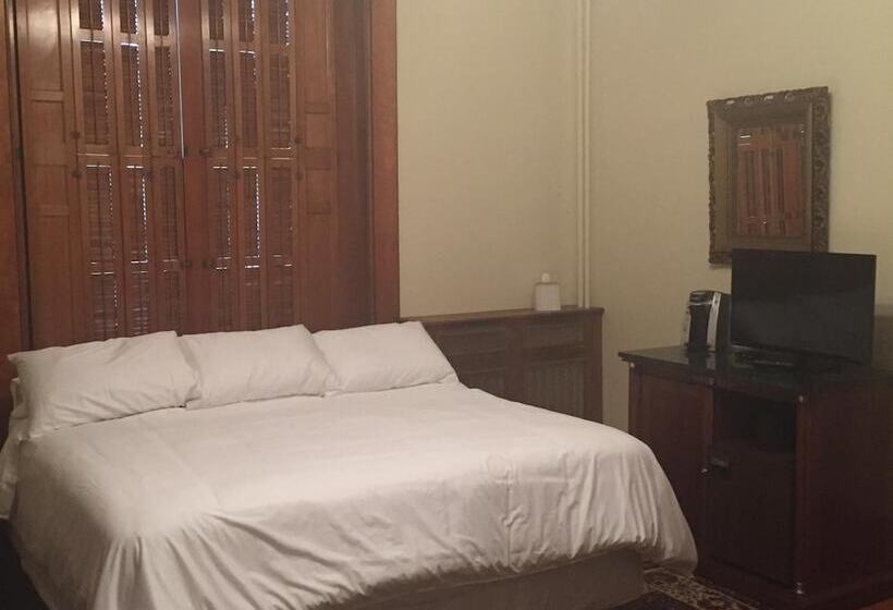 مبيت وإفطار The Inn At Centre Park