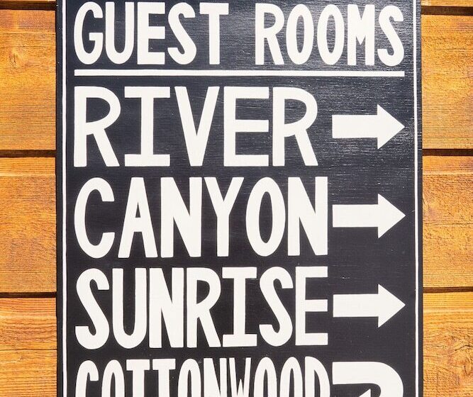 مبيت وإفطار The Loubird Inn