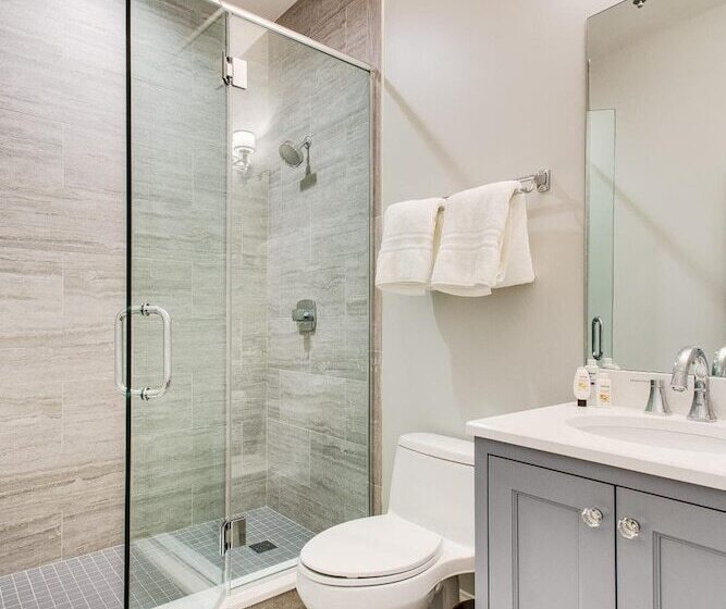 민박 The Sono Chicago