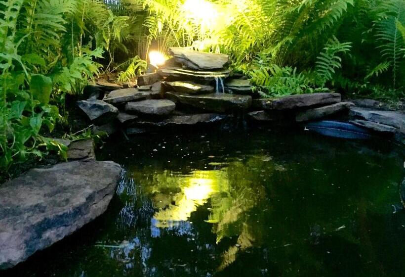 Bourne Bed And Breakfast