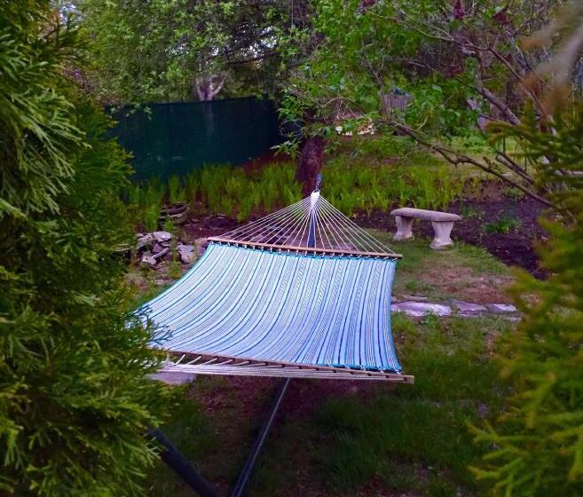 Bourne Bed And Breakfast