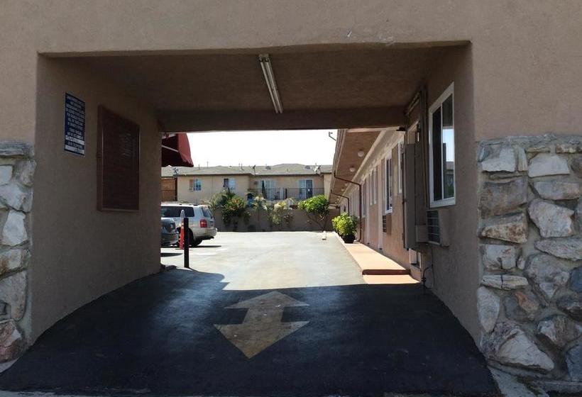 El Don Motel  Adults Only