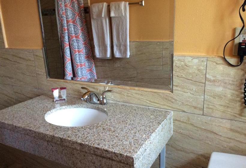 El Don Motel  Adults Only