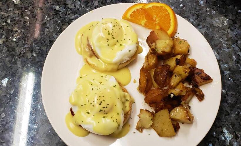 Elmere House Bed & Breakfast