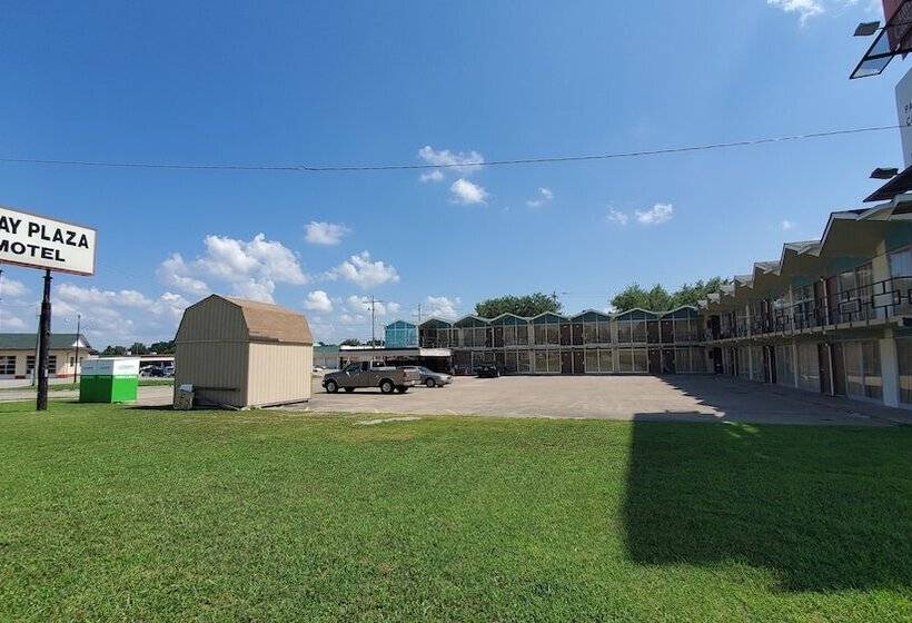 Marion Gray Plaza Motel