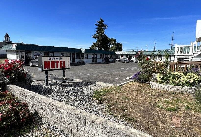 Great House Motel