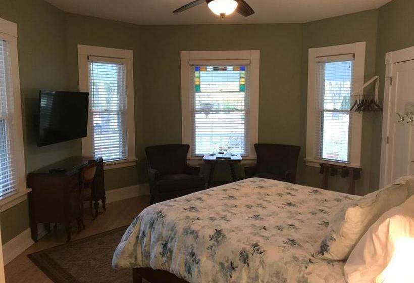 Greenway House Bed And Breakfast