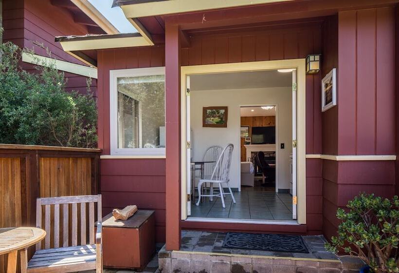 فندق Andril Fireplace Cottages