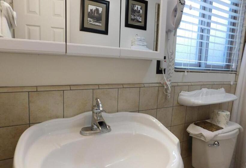 فندق Andril Fireplace Cottages