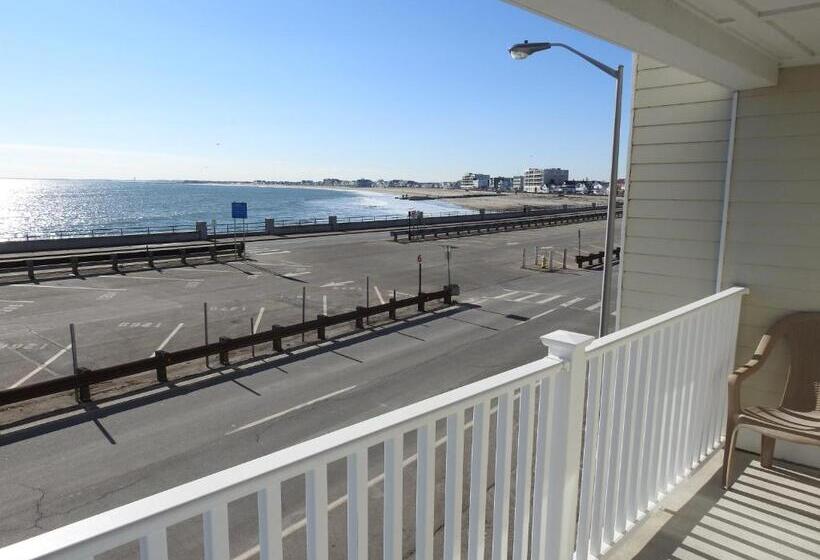 Отель Atlantic Breeze Suites