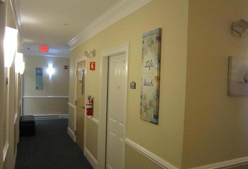 Отель Atlantic Breeze Suites