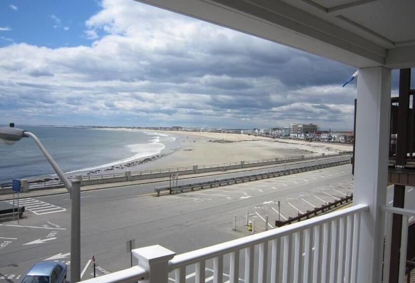 Отель Atlantic Breeze Suites