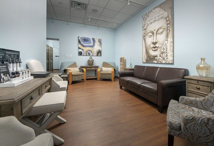 فندق Avenue Inn & Spa