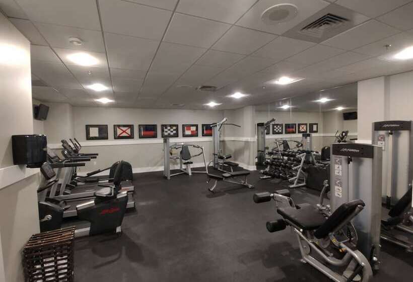 فندق Avenue Inn & Spa