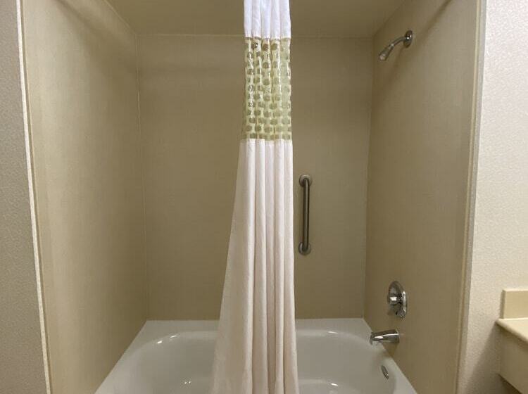 فندق Budget Inn San Leandro