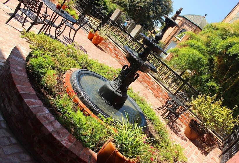 בית מלון כפרי Church Street Inn