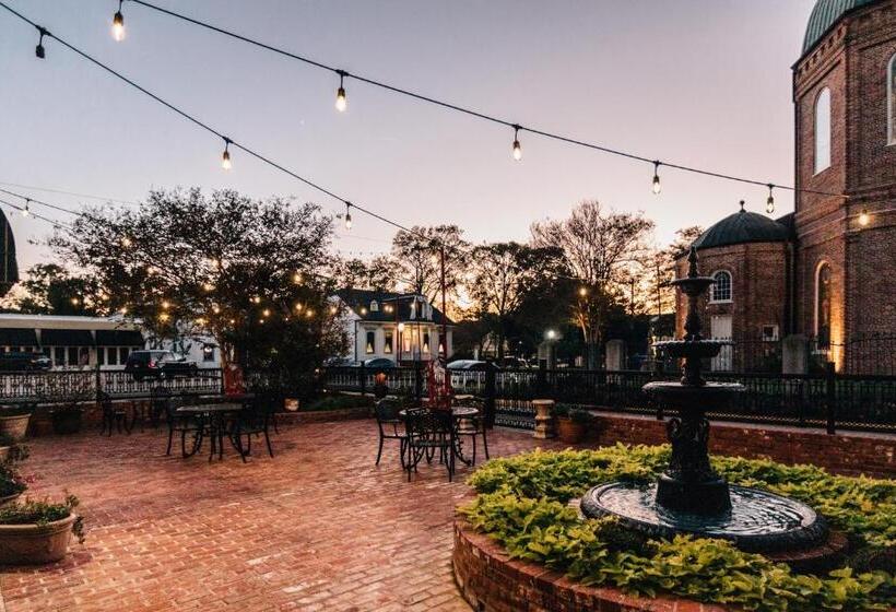 בית מלון כפרי Church Street Inn