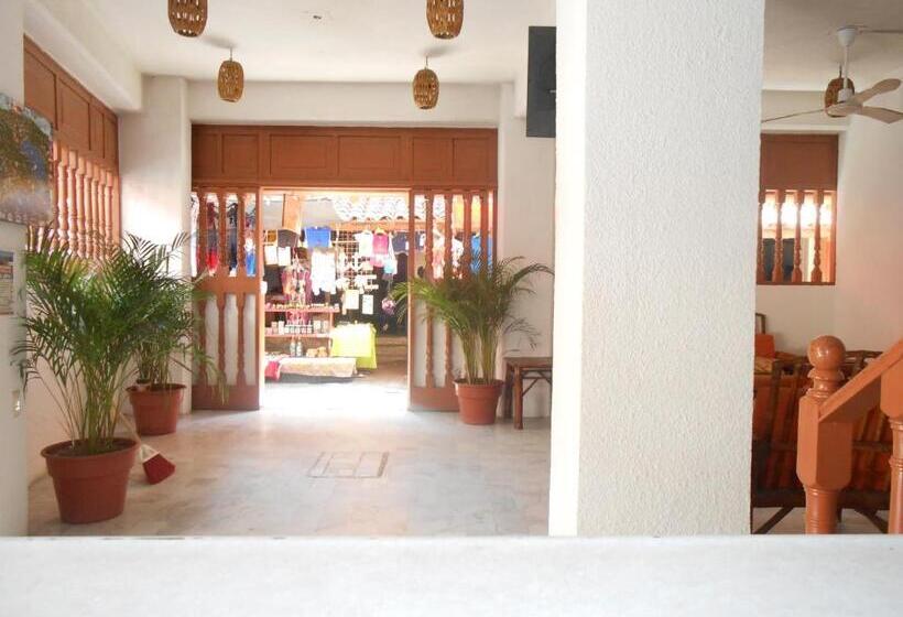 ホテル Corona Zihua