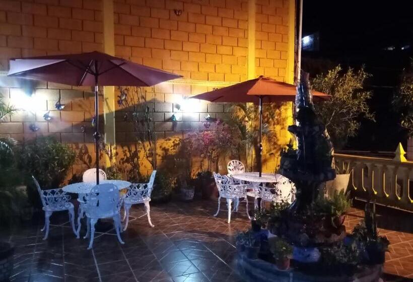 ホテル El Paraiso