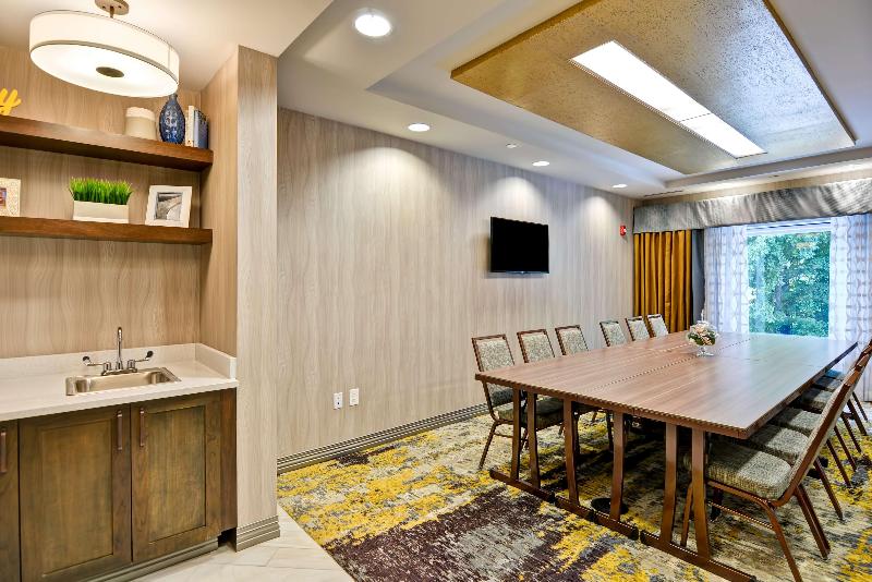 בית מלון כפרי Hampton Inn Atlanta Kennesaw