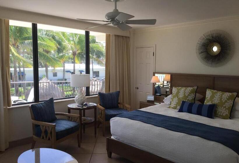 酒店 High Noon Beach Resort