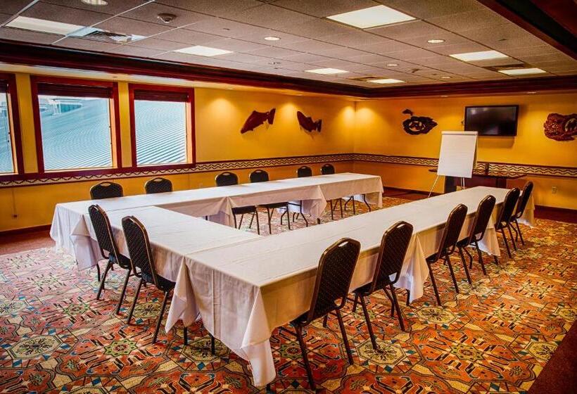 호텔 Lucky 7 Casino &