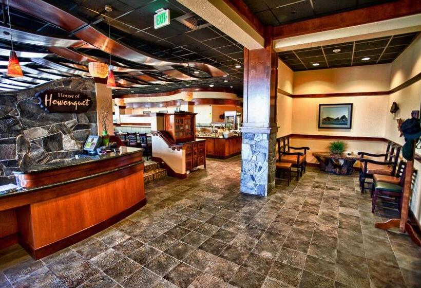 호텔 Lucky 7 Casino &