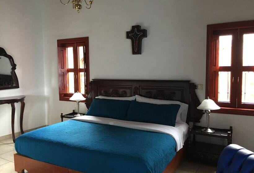 فندق Mansion Real