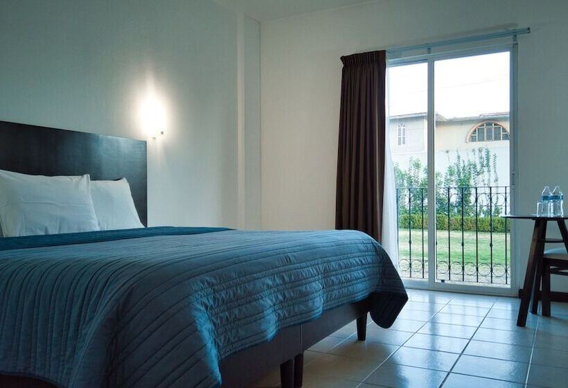 Отель Osalle Inn