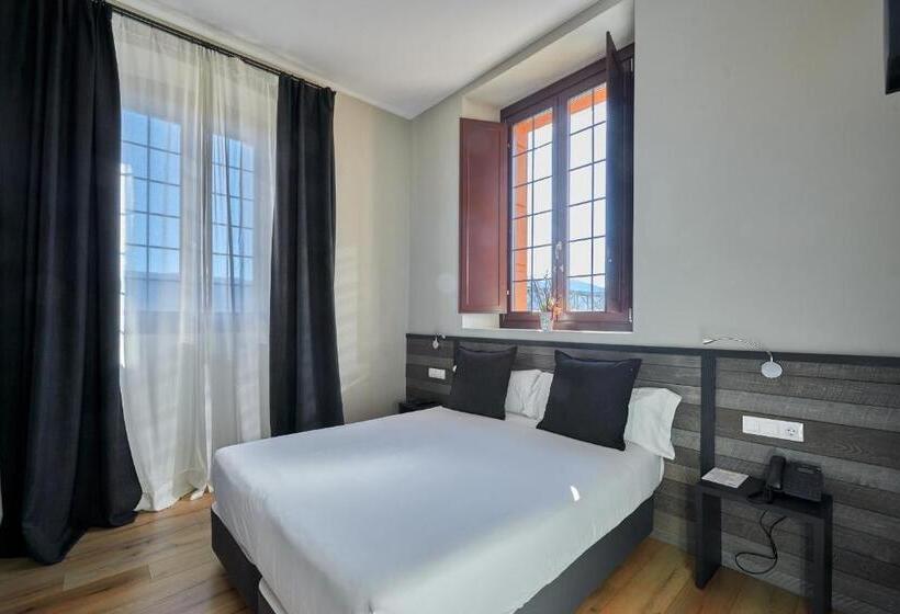 Отель Parada Puigcerda