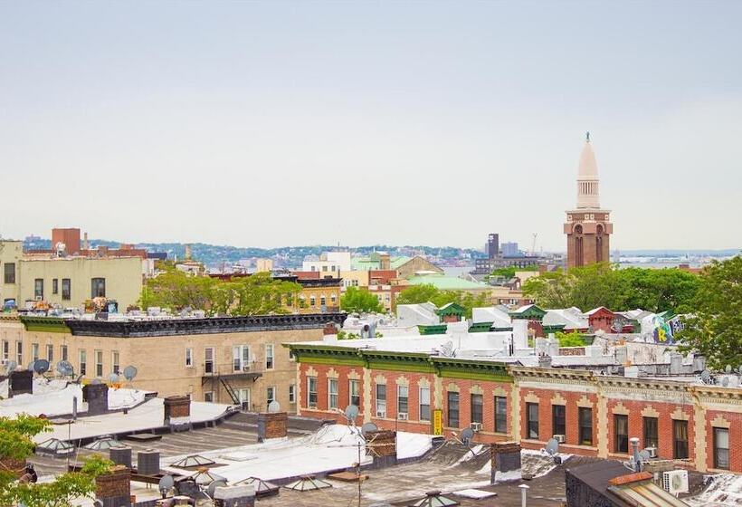 Phoenix Hotel Brooklyn Sunset Park