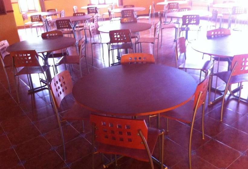 فندق Posada Castillo Panteon Ingles