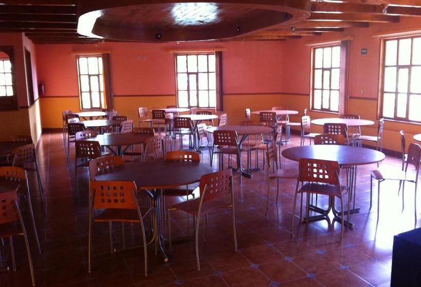 فندق Posada Castillo Panteon Ingles