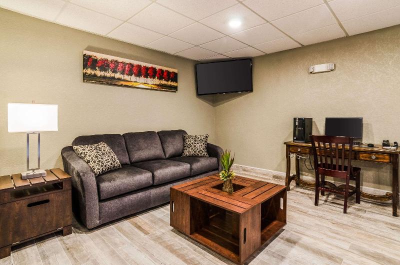 فندق Quality Inn & Suites