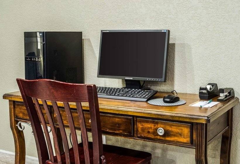 فندق Quality Inn & Suites