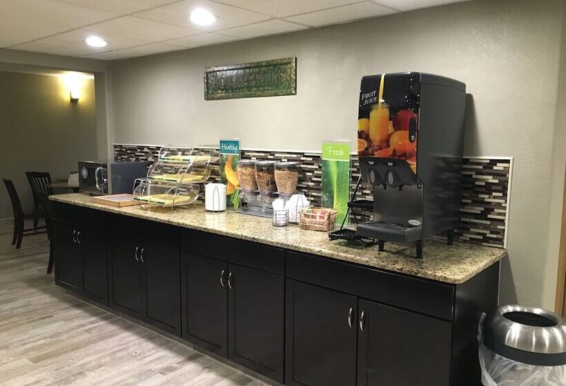 فندق Quality Inn & Suites