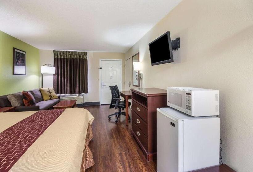 فندق Rodeway Inn