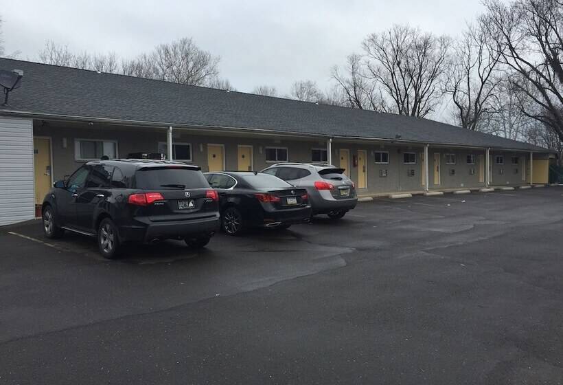 בית מלון כפרי Scottish Inn And Suites   Bensalem Philadelphia