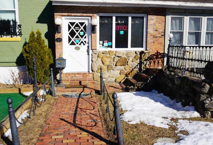 ホテル Stay Saratoga